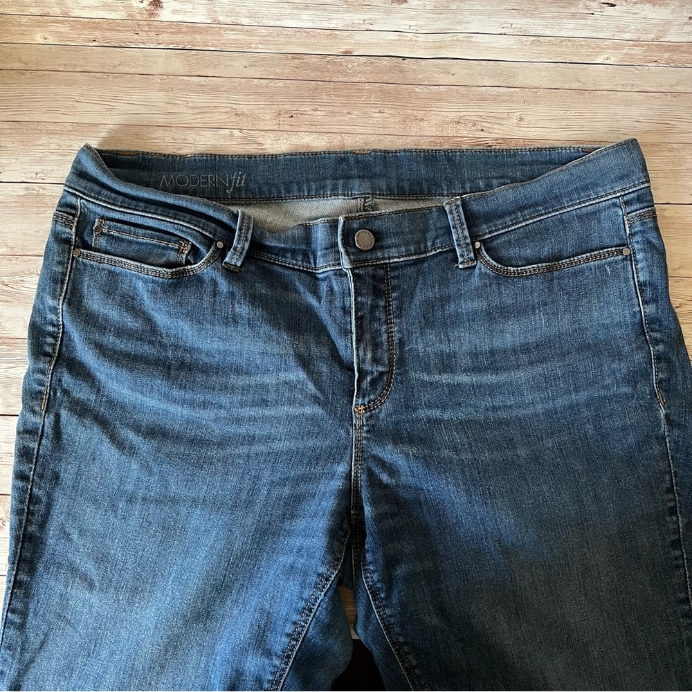EUC blue jeans size 14 straight cut